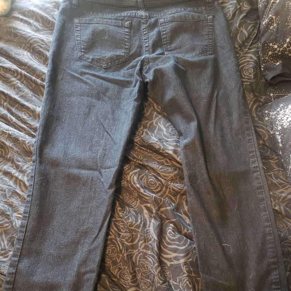 EUC Forever 21 Ankle Length Skinny Jeans - Picture 2 of 3